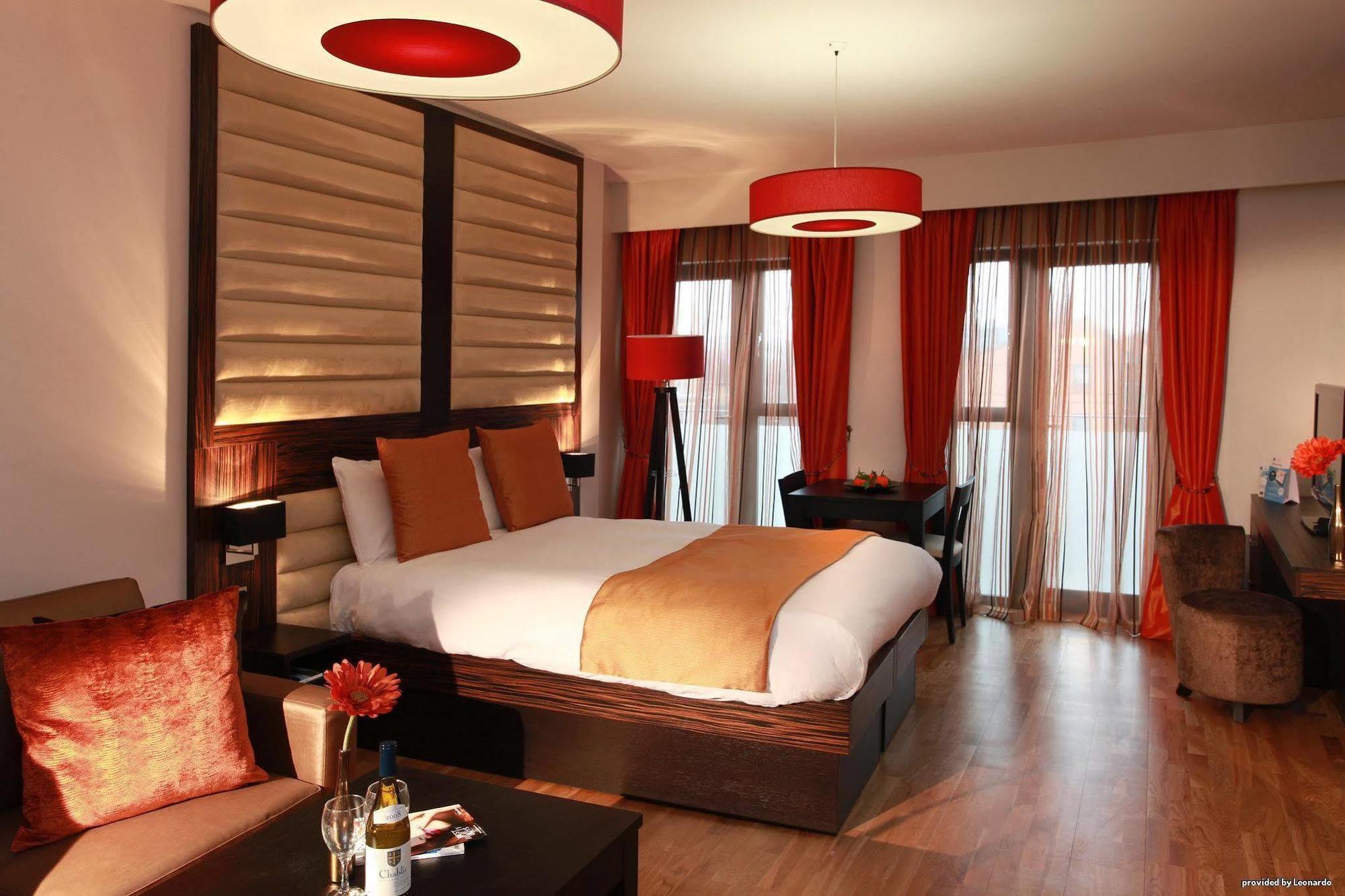Maitrise Suites Apartment Hotel Ealing - London Zimmer foto